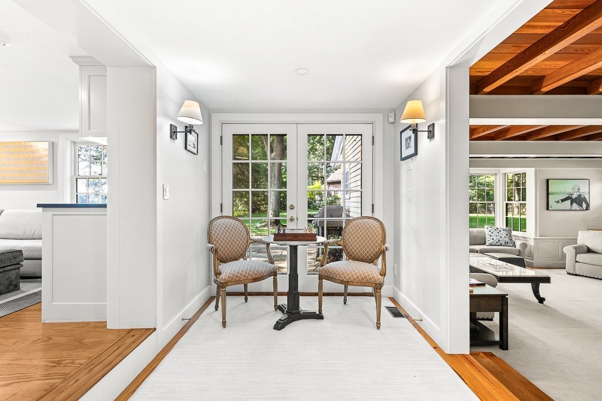 151 Oakland Street, Wellesley, MA Photo #10