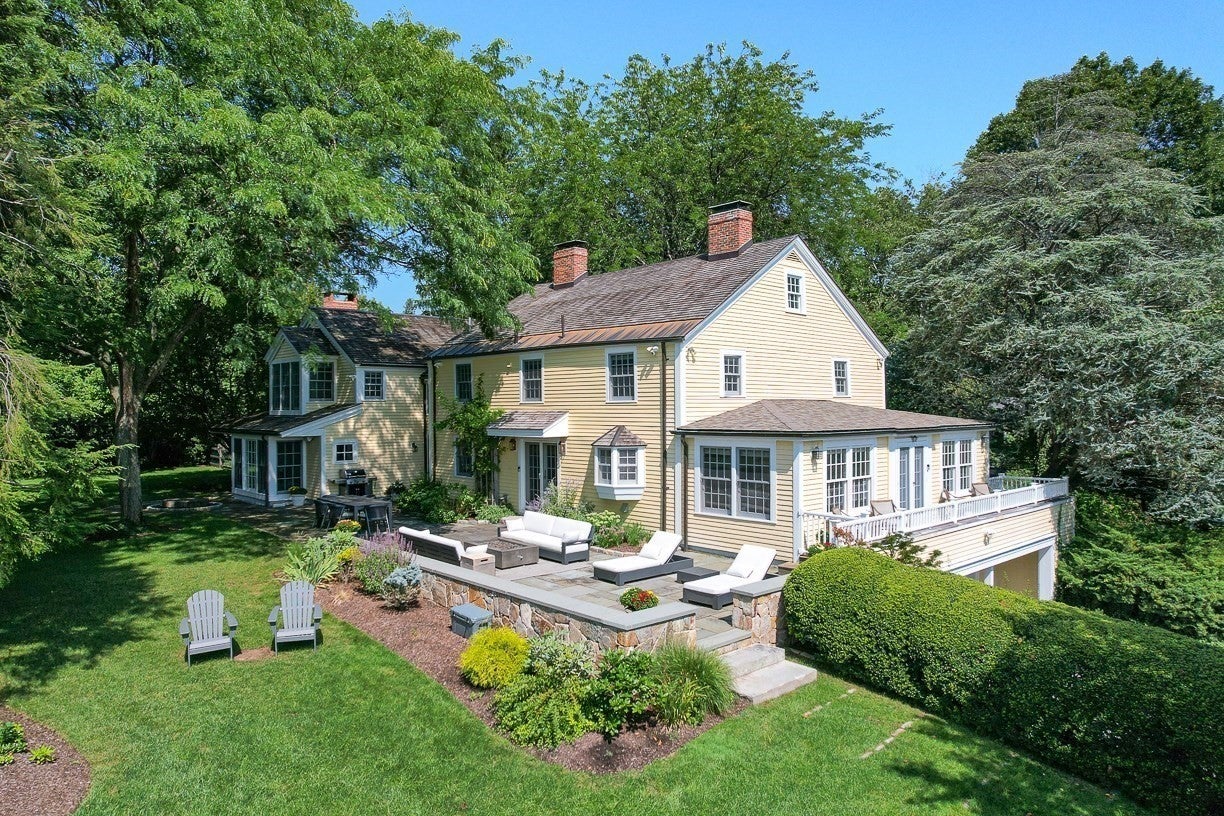 151 Oakland Street, Wellesley, MA Photo #3