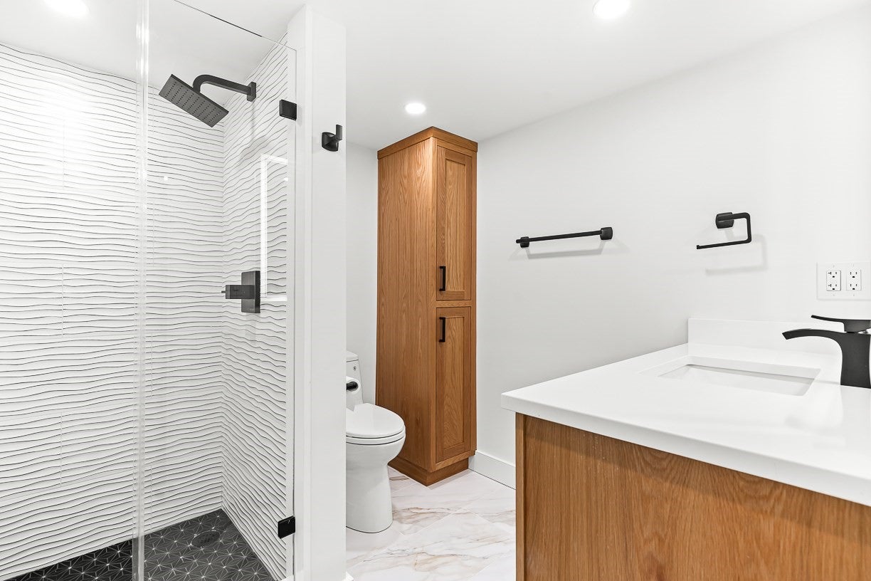 151 Oakland Street, Wellesley, MA Photo #27