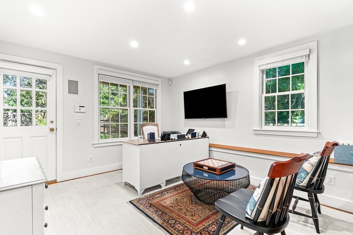 151 Oakland Street, Wellesley, MA Photo #16