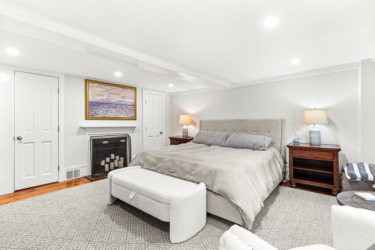 151 Oakland Street, Wellesley, MA Photo #26