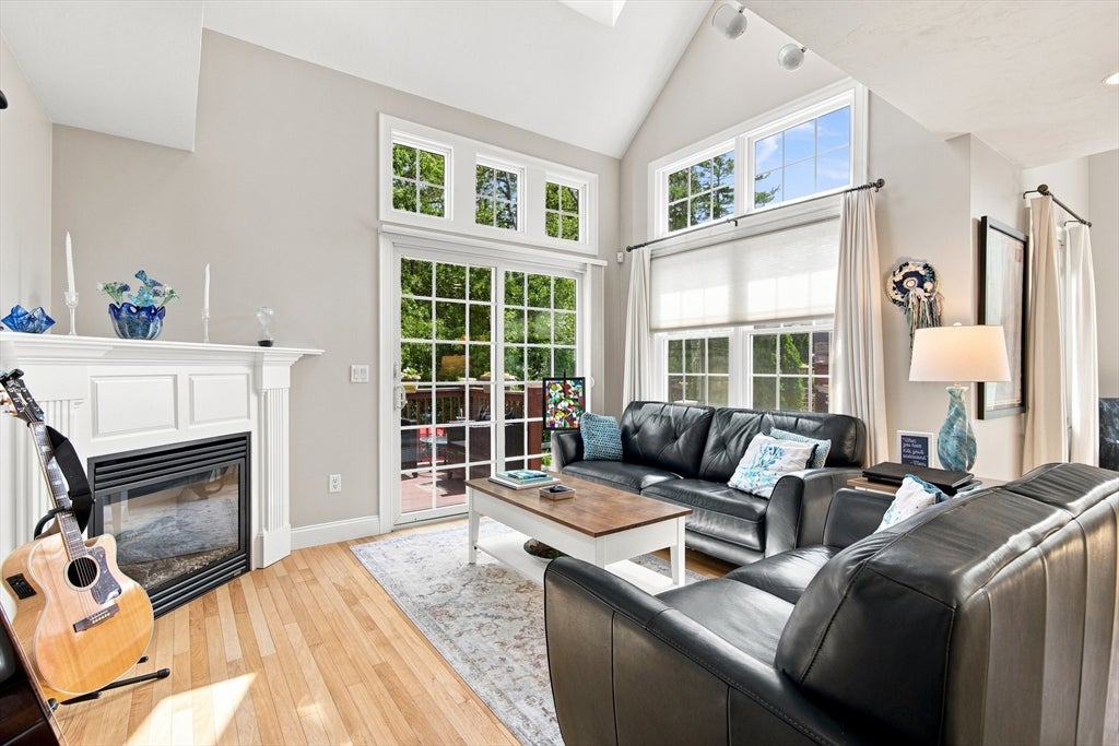 68 Gold Leaf Lane #68, Mashpee, MA Photo #6