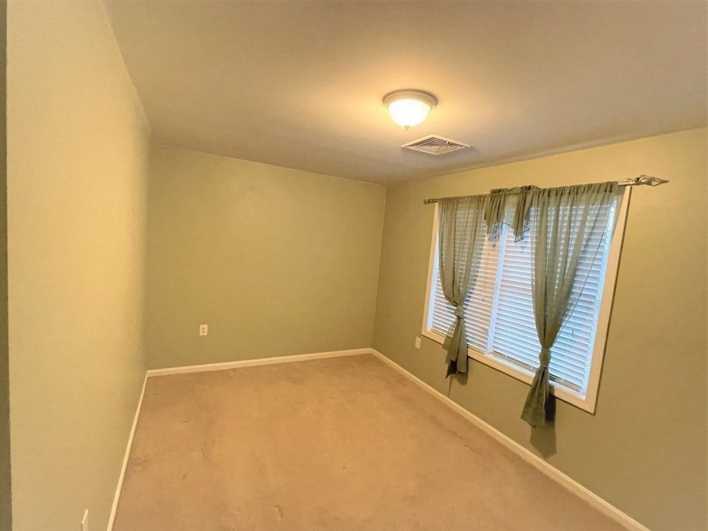 318 Crescent St #B, Fall River, MA, 318 Crescent St #B, Fall River, MA Photo #10
