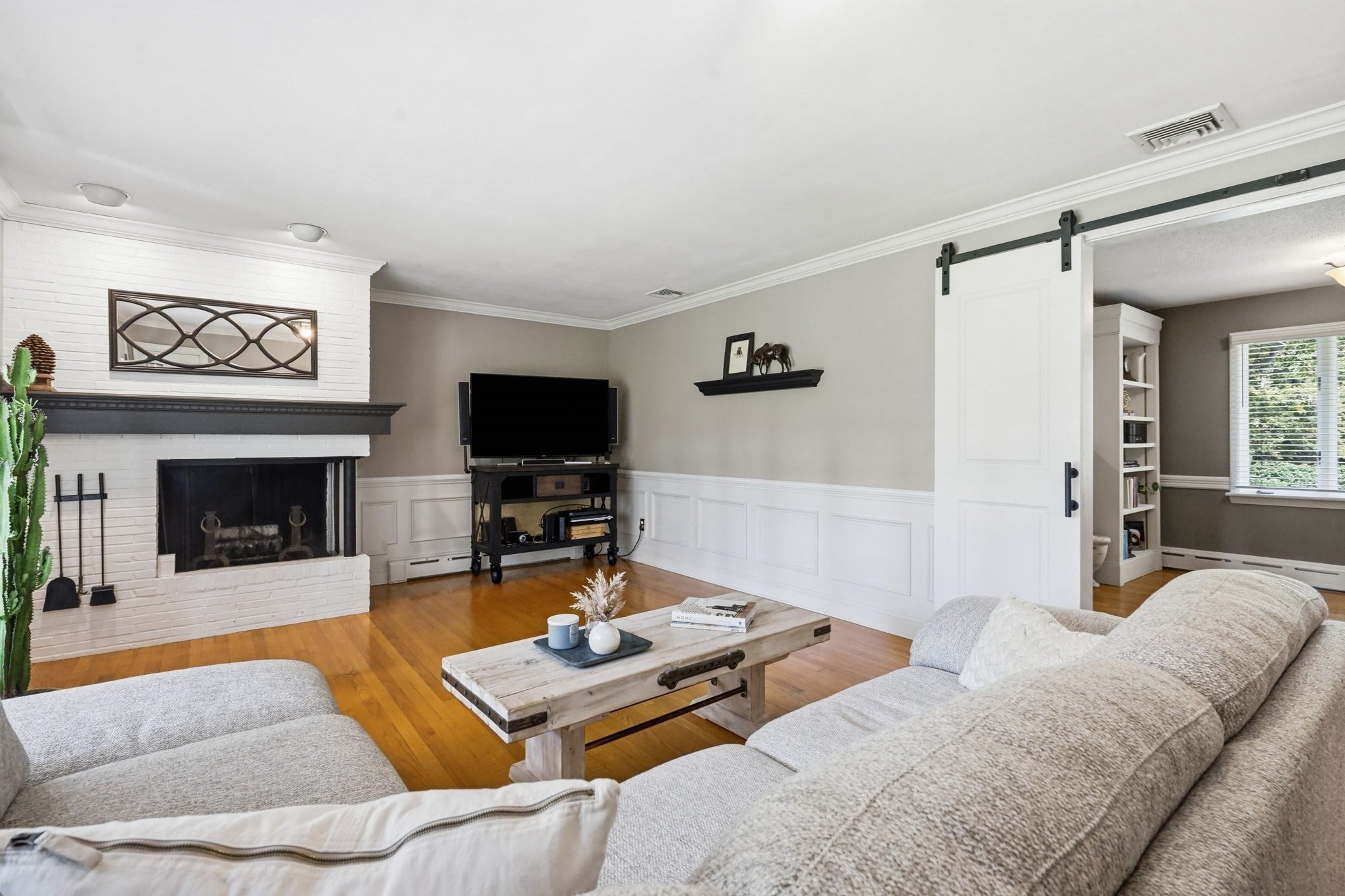 8 Shady Ln, Wilbraham, MA Photo #9