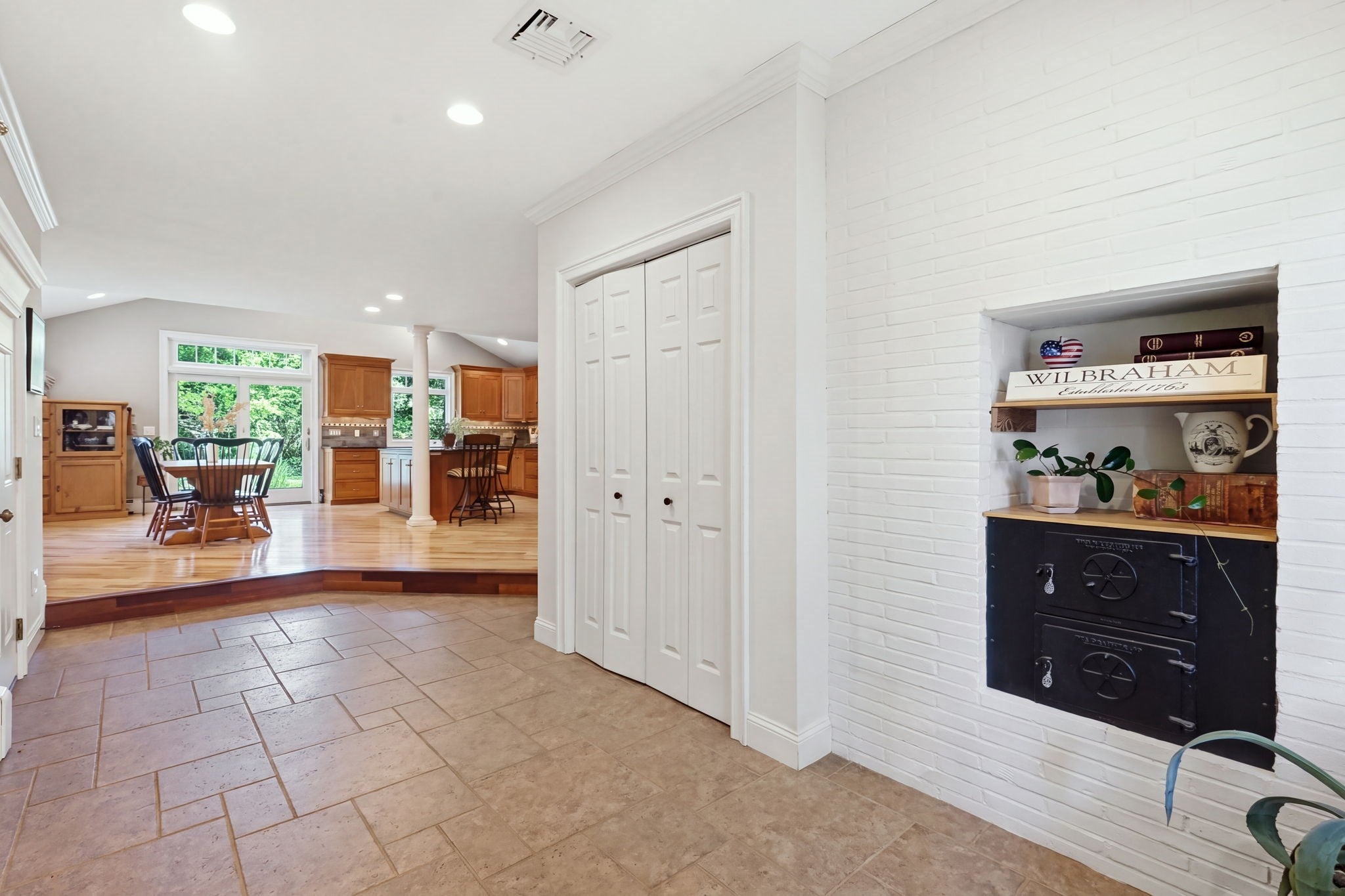 8 Shady Ln, Wilbraham, MA Photo #7
