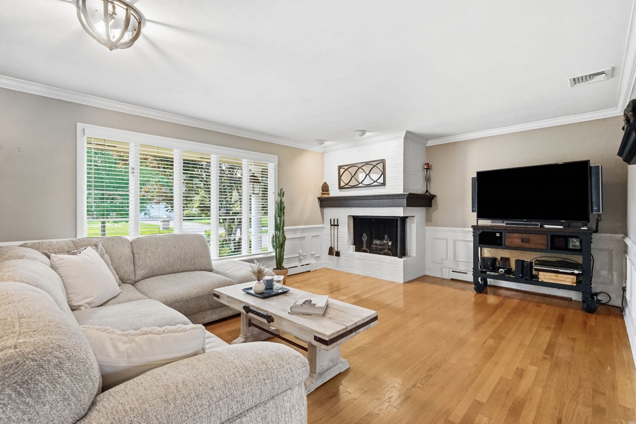 8 Shady Ln, Wilbraham, MA Photo #10