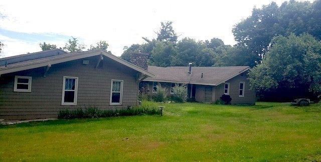 25 North St, Blandford, MA Photo #3