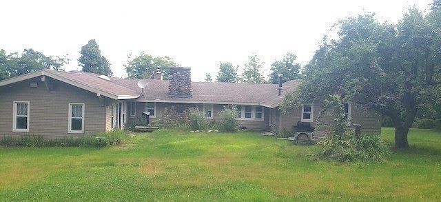 25 North St, Blandford, MA Photo #2
