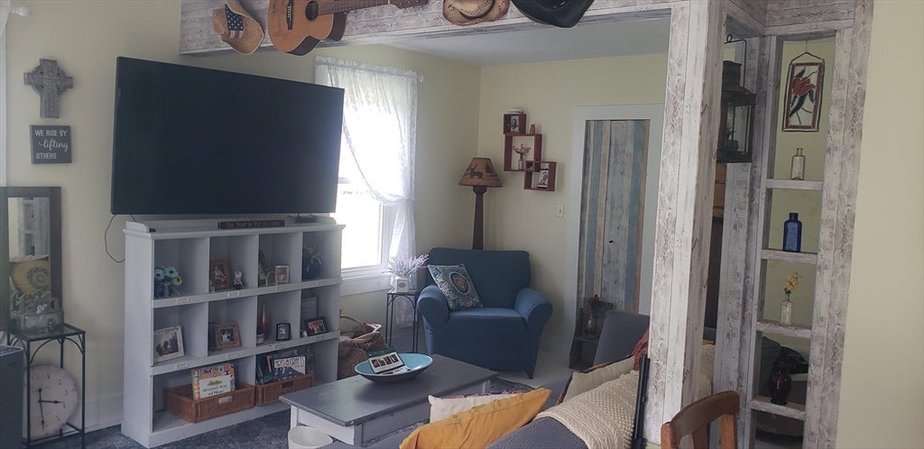 25 North St, Blandford, MA Photo #7