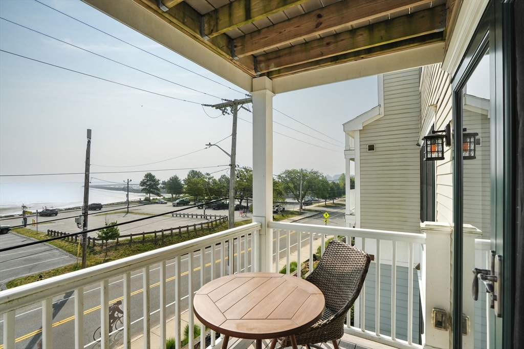 216 Water St B204