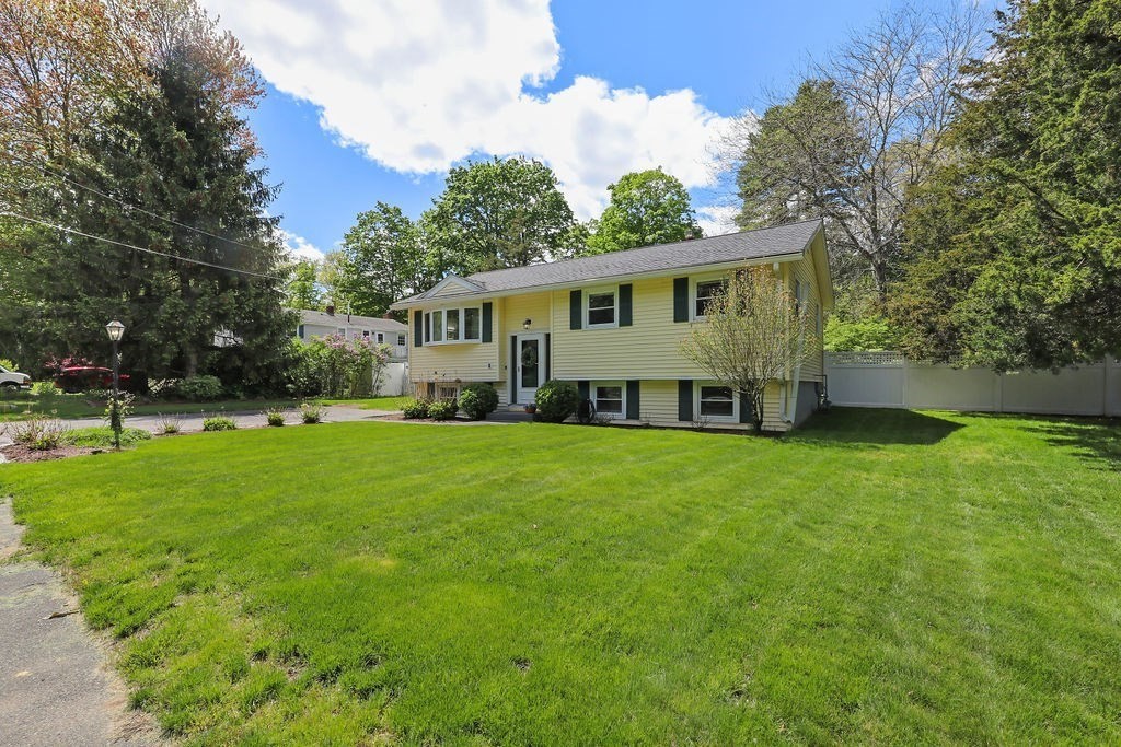 12 Christopher Rd, Holliston, MA, 12 Christopher Rd, Holliston, MA Photo #3