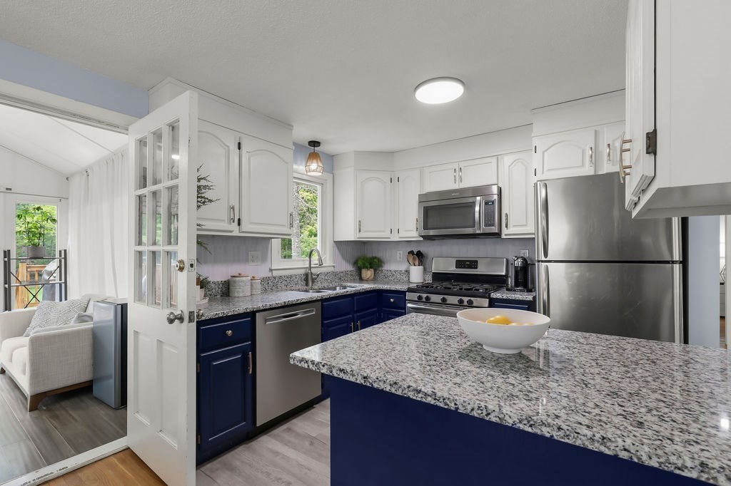 12 Christopher Rd, Holliston, MA, 12 Christopher Rd, Holliston, MA Photo #11