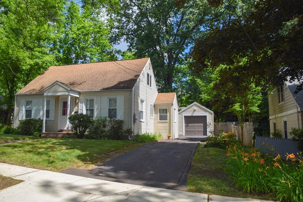 Photo of 62 Balfour Drive, Springfield, MA 01118 (MLS # 73555329)