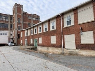93 Hazel St