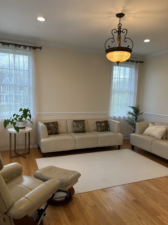 8 Spring Hill Farm Road