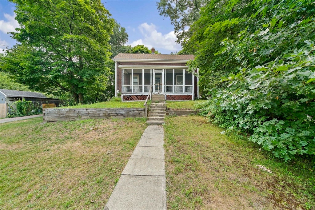 59 Sherwood St, Dedham, MA Photo #2