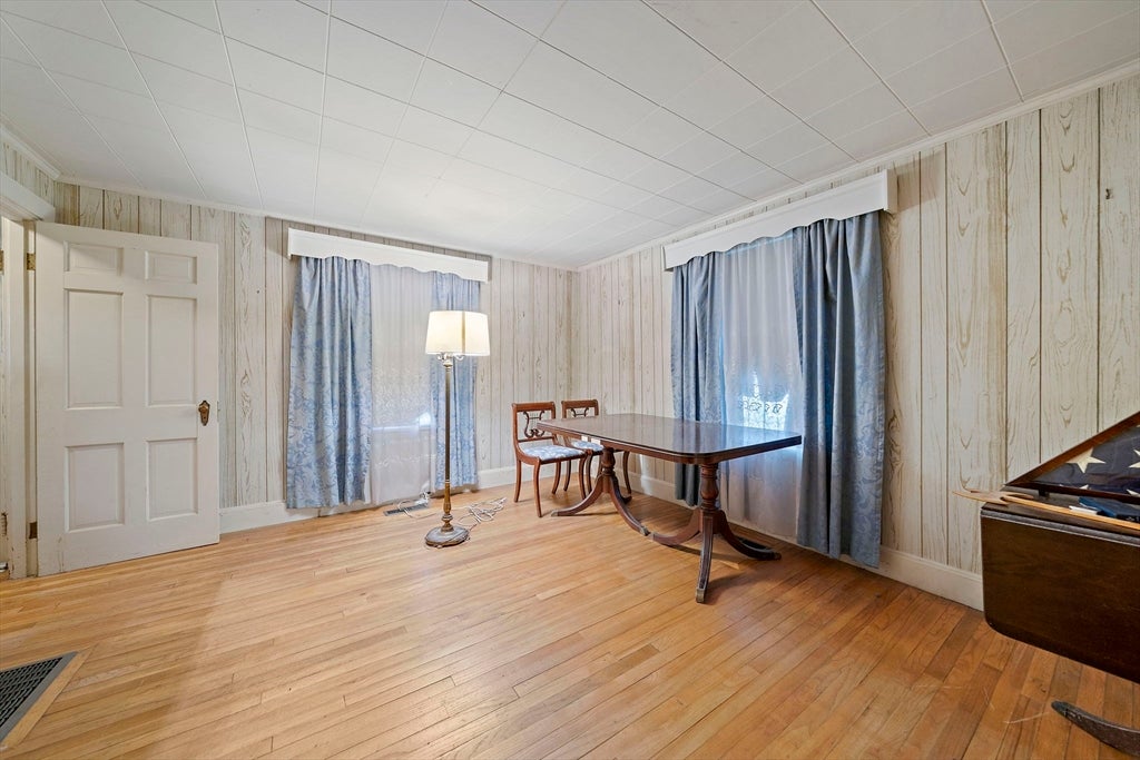 59 Sherwood St, Dedham, MA Photo #19