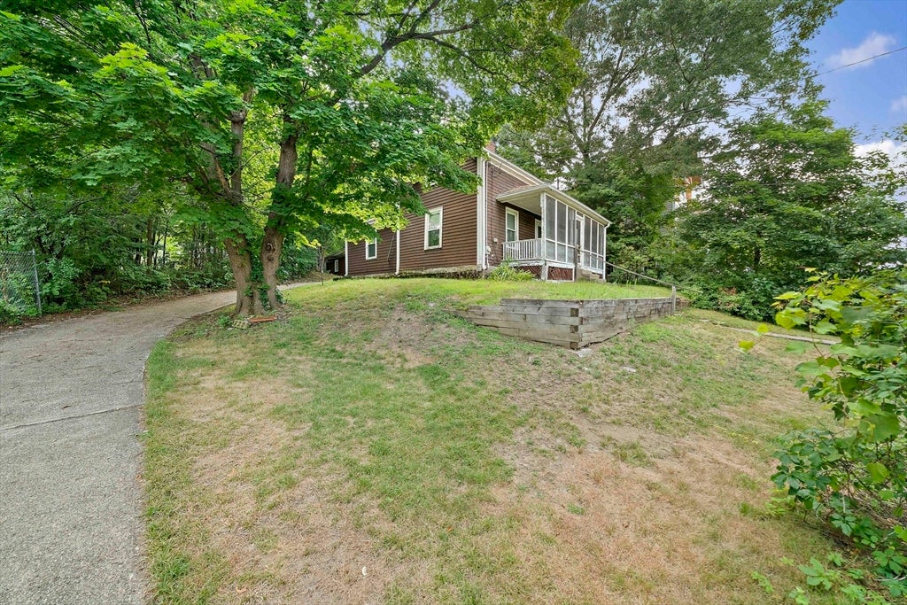 59 Sherwood St, Dedham, MA Photo #4