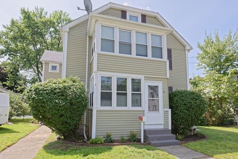 64 Oak St 1 Uxbridge MA 01569