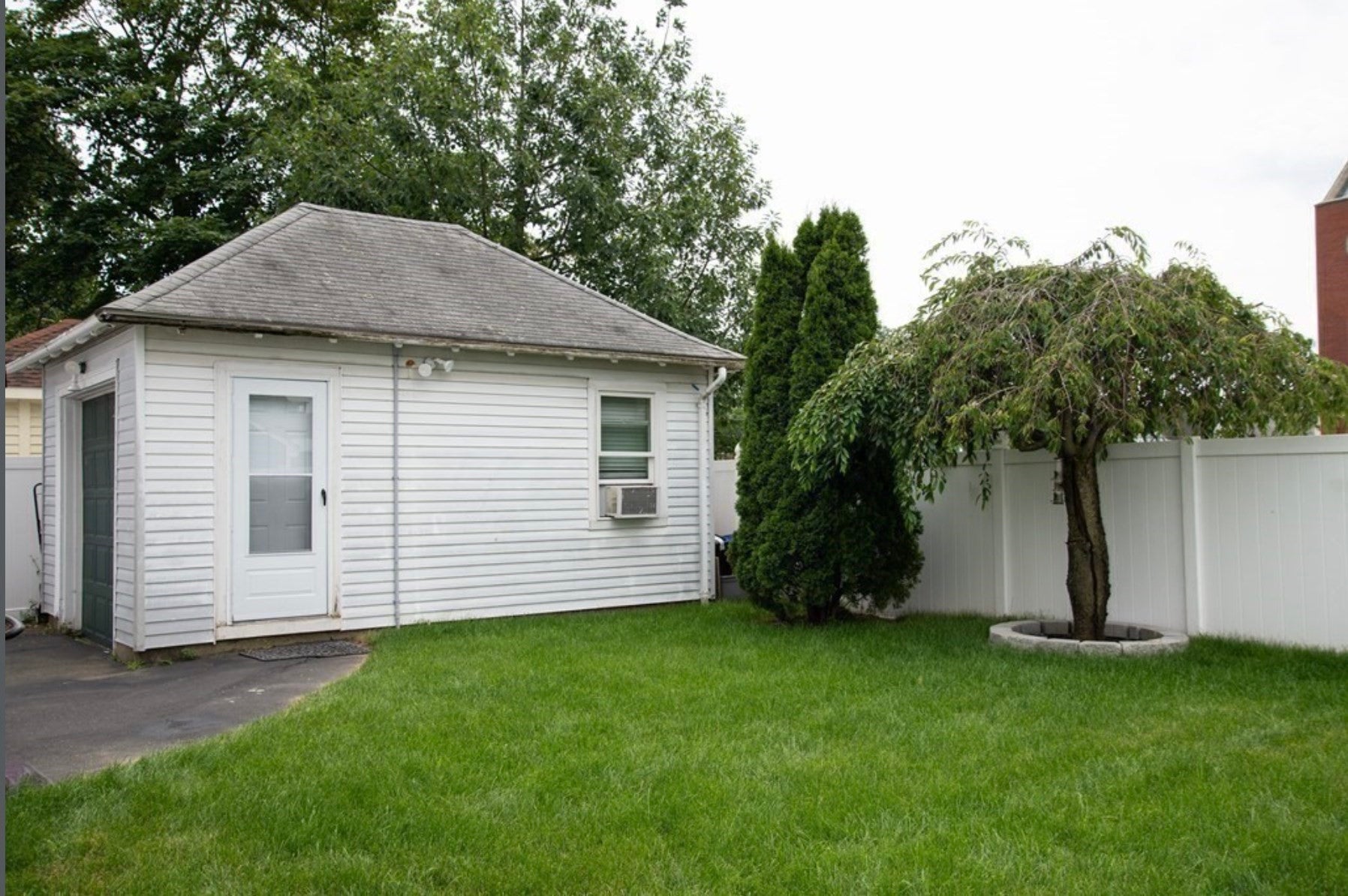 8 Lake Ave, Lynn, MA, 8 Lake Ave, Lynn, MA Photo #3