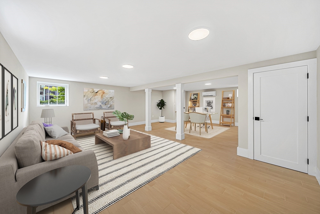 Arlington, Massachusetts 02474, United States, 3 Bedrooms Bedrooms, ,3 BathroomsBathrooms,Residential,Pending,206864