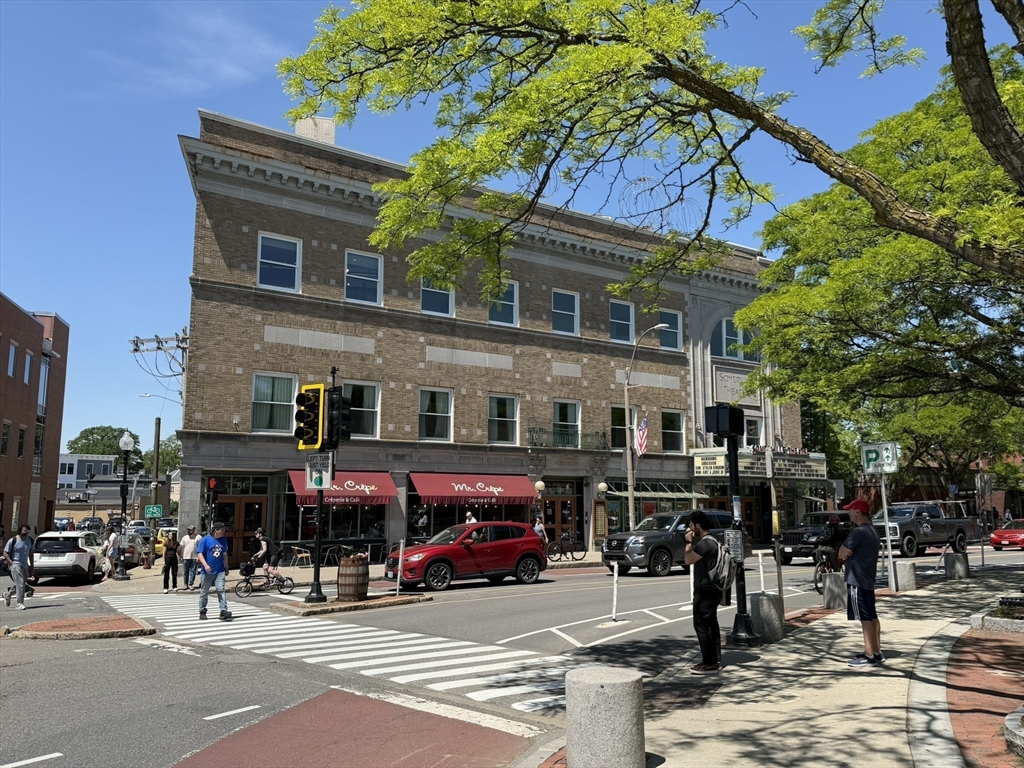 49-55 Davis Square
