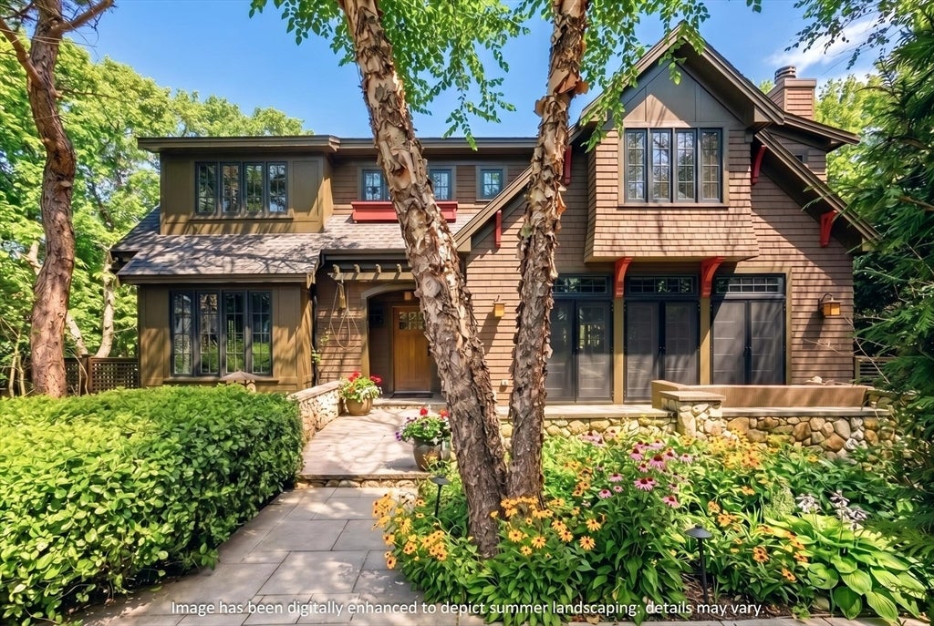 Photo of 12 Somerset Road, Provincetown, MA