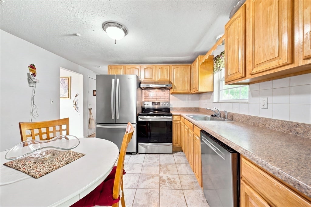 75 Mark Ter #75, Randolph, MA, 75 Mark Ter #75, Randolph, MA Photo #6