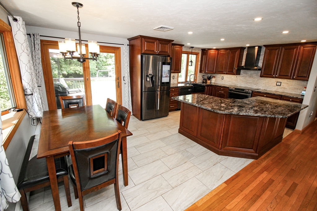 26 Brookings Dr