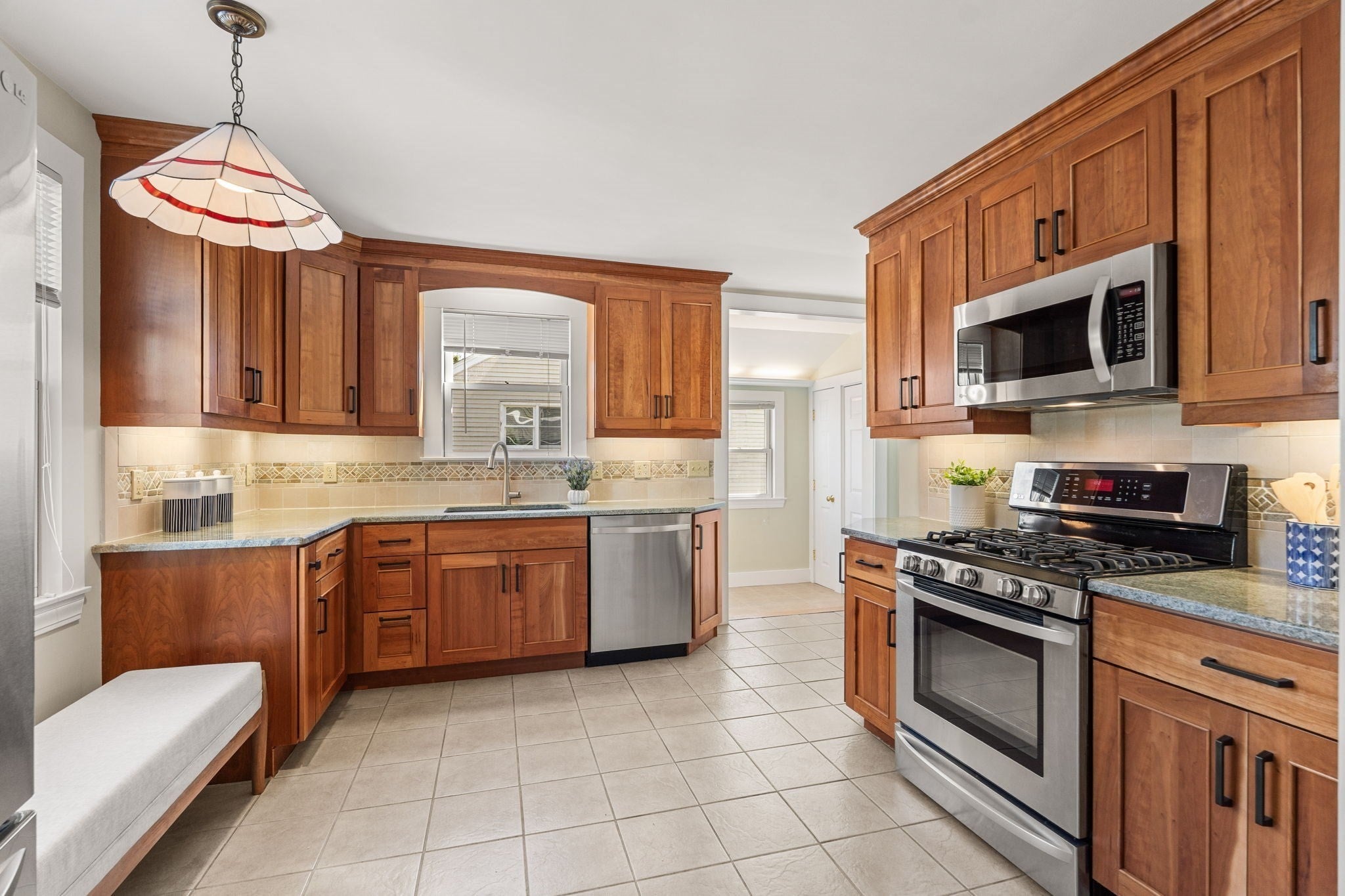 6 Farley Ave, Ipswich, MA, 6 Farley Ave, Ipswich, MA Photo #4