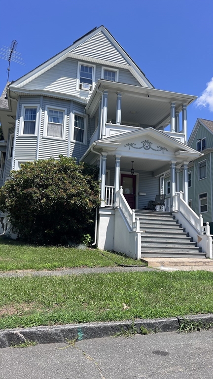 37 Chase Ave