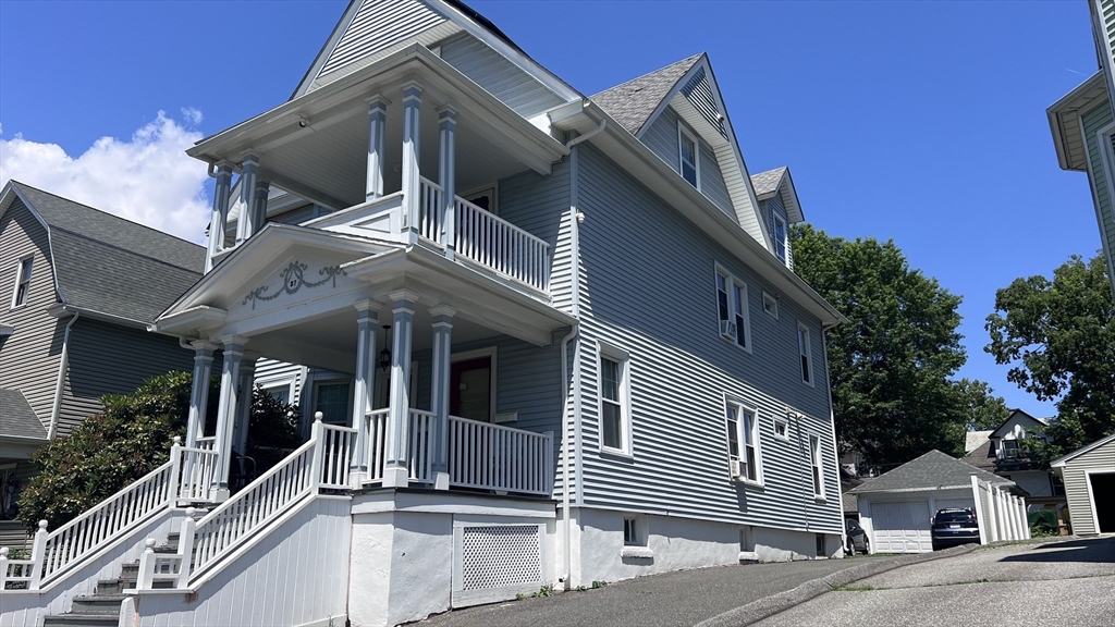 37 Chase Ave