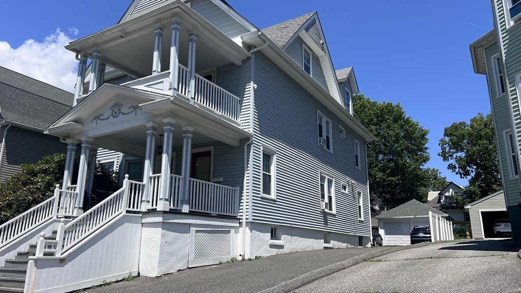 37 Chase Ave