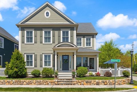 Photo of 14 Parkview Rd #14, Franklin, MA 02038 (MLS # 73522866)