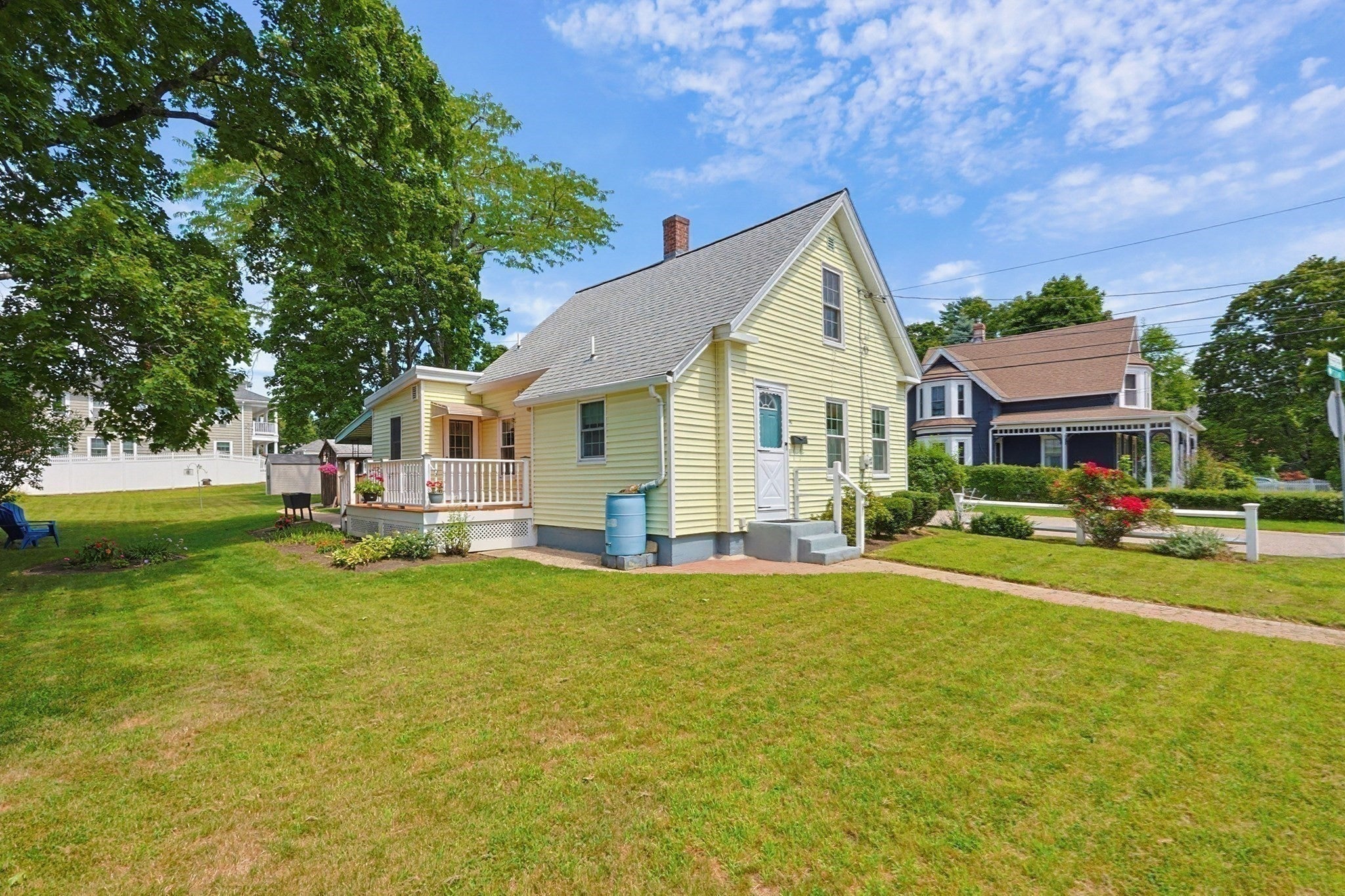 98 Pleasant St, Franklin, MA Photo #4