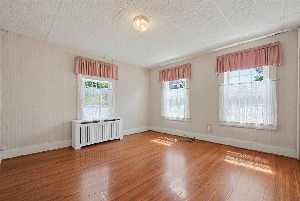 98 Pleasant St, Franklin, MA, 98 Pleasant St, Franklin, MA Photo #13