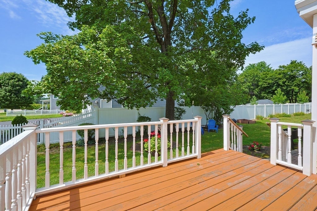 98 Pleasant St, Franklin, MA, 98 Pleasant St, Franklin, MA Photo #24