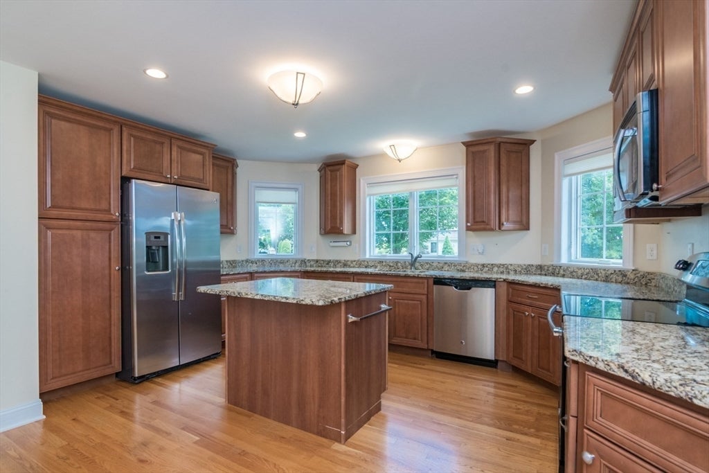 20 Bridge Rd #33, Northampton, MA, 20 Bridge Rd #33, Northampton, MA Photo #11
