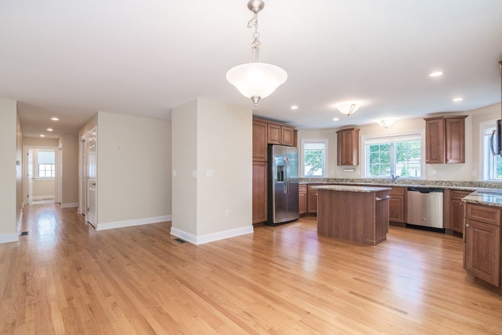 20 Bridge Rd #33, Northampton, MA, 20 Bridge Rd #33, Northampton, MA Photo #9