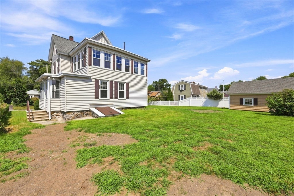 15 Hampstead St, Lowell, MA, 15 Hampstead St, Lowell, MA Photo #40