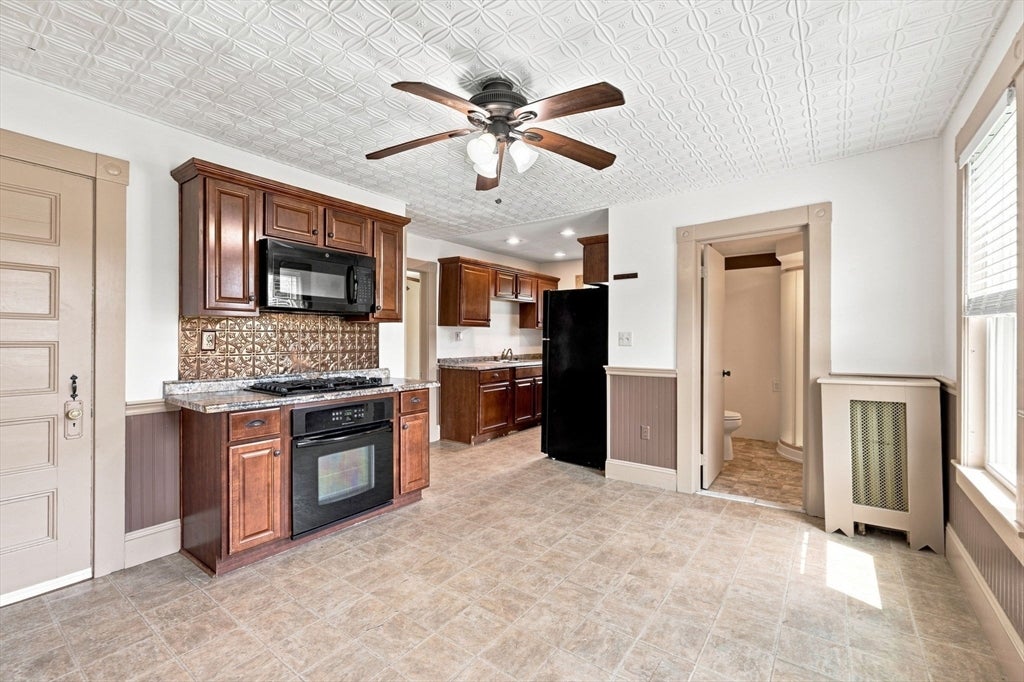 15 Hampstead St, Lowell, MA, 15 Hampstead St, Lowell, MA Photo #24
