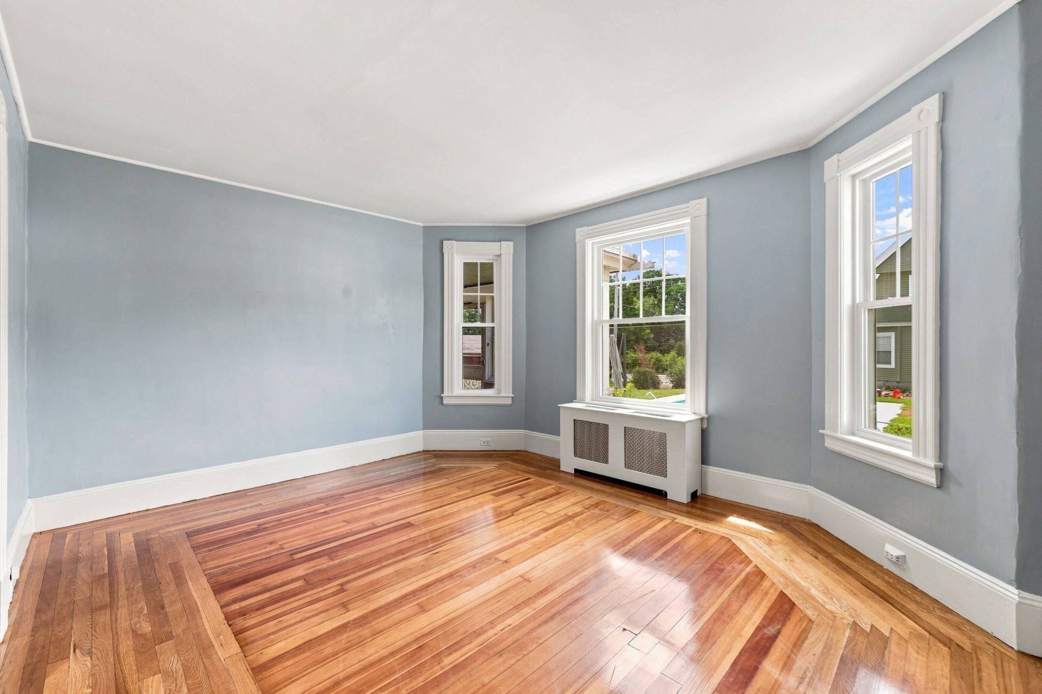 15 Hampstead St, Lowell, MA, 15 Hampstead St, Lowell, MA Photo #5