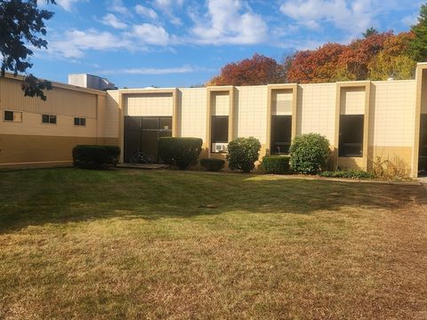 686 Patriots Rd Templeton MA 01468