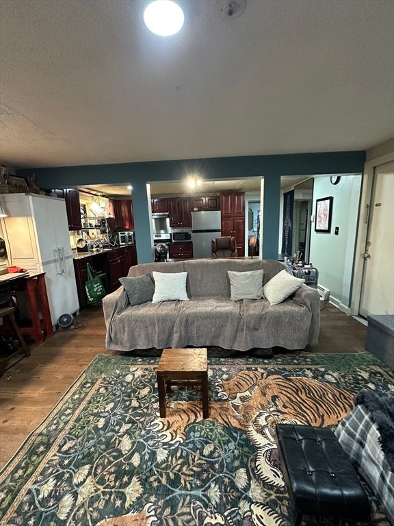 27 Hosmer St 1