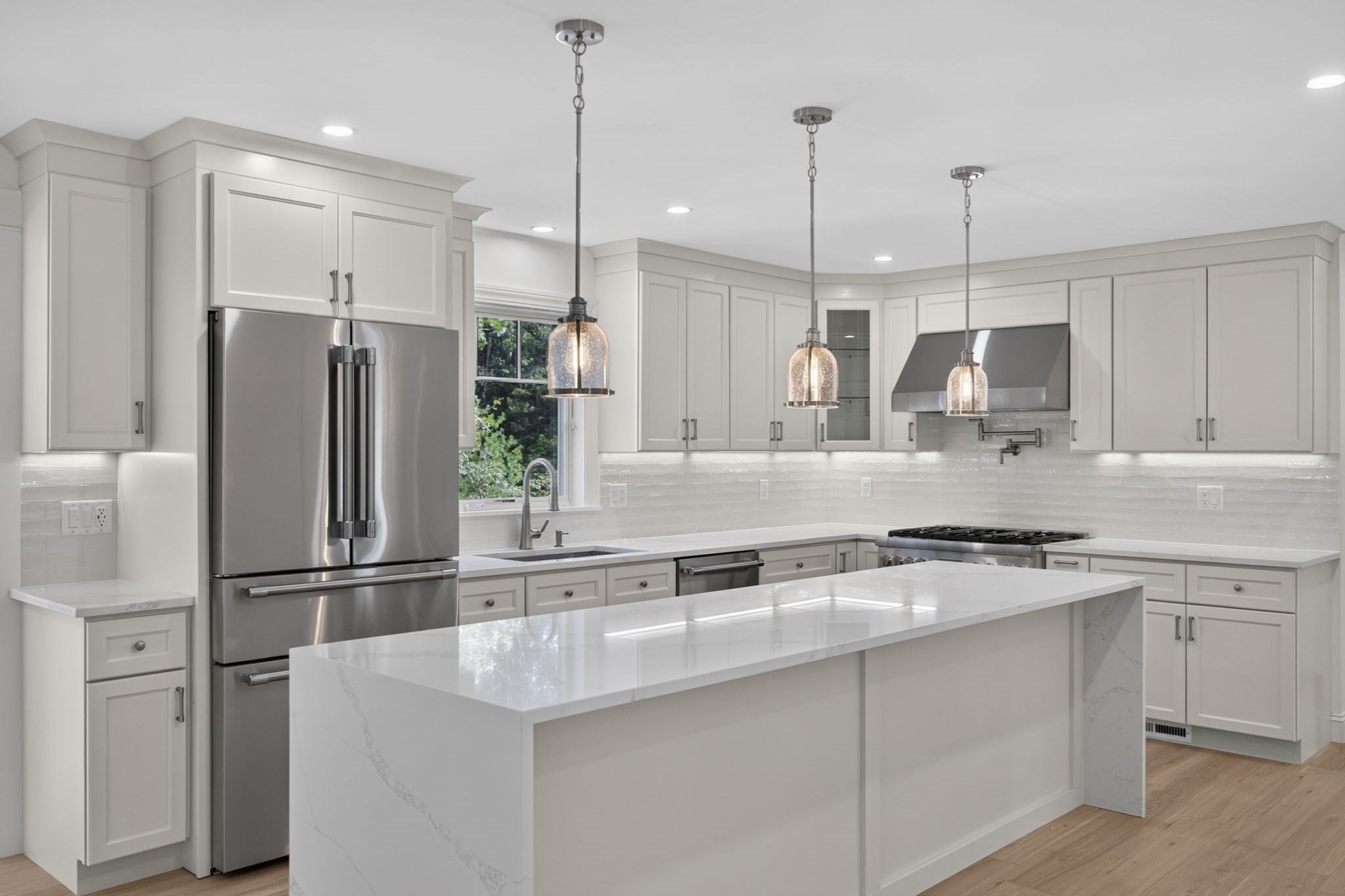 9 Estrella Ln, Falmouth, MA Photo #2