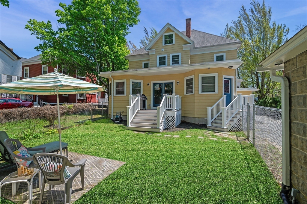 10 Brockton Ave.