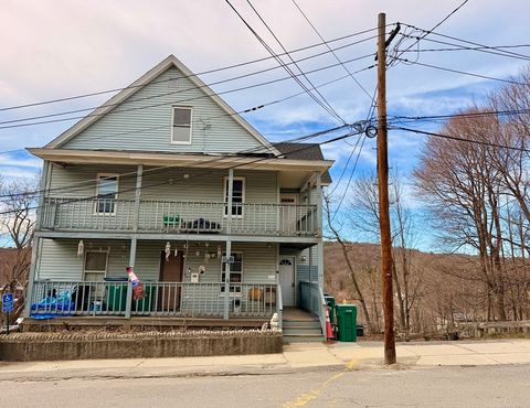 Photo of 30 Rockland St #3, Fitchburg, MA 01420 (MLS # 73493027)