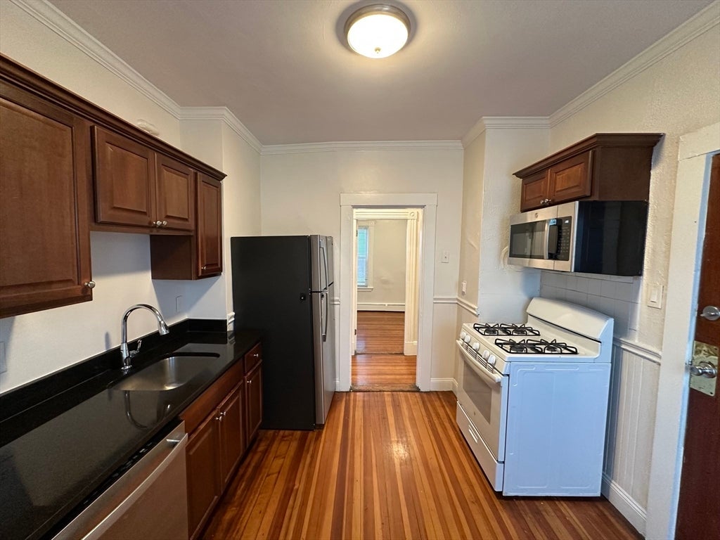 765 Broadway #6, Everett, MA, 765 Broadway #6, Everett, MA Photo #4