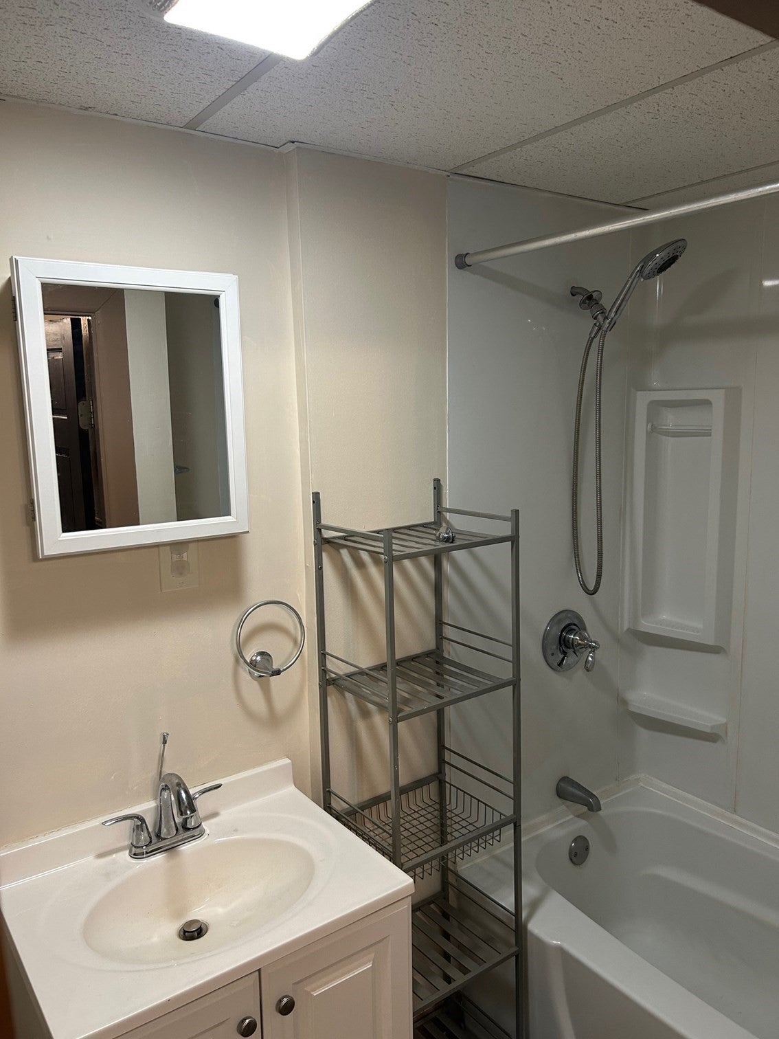5-7 Thenius St, Worcester, MA Photo #7