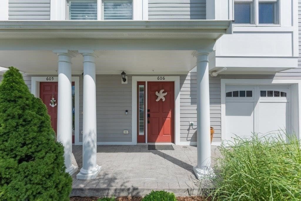 606 Schooner Way 606
